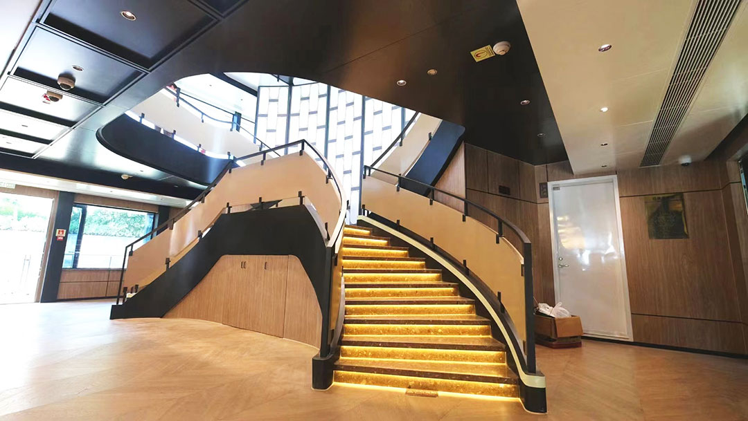 143d596b-9621-4f1e-8756-a7b5263cfa64_1