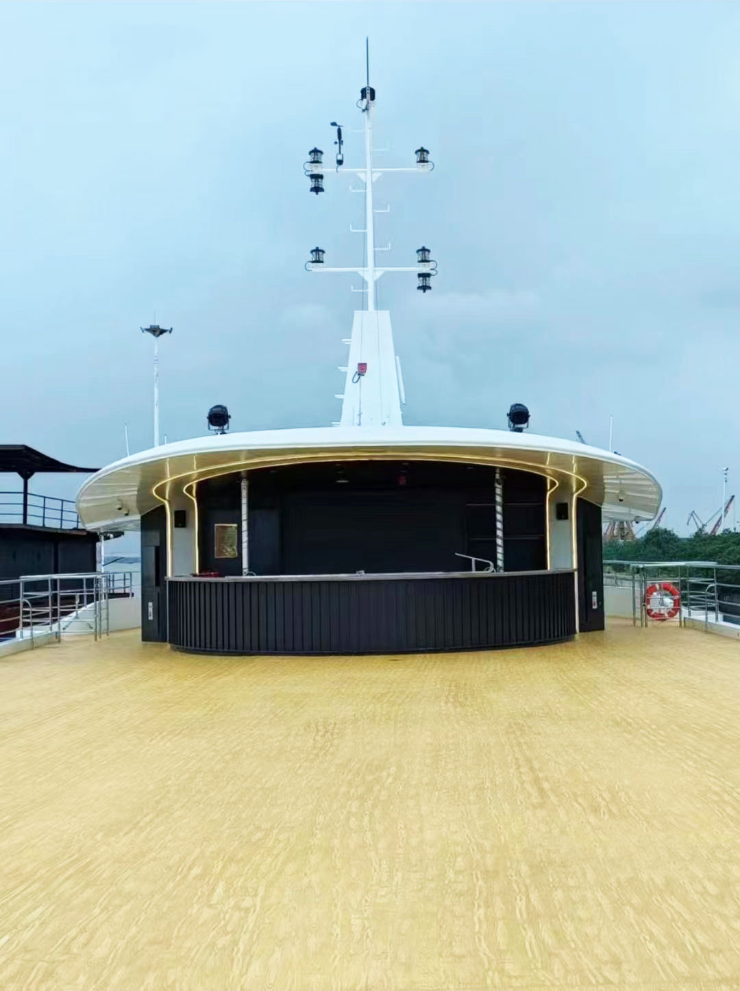 ef464c0b-5e02-49fe-95fe-4e13b497644f_1